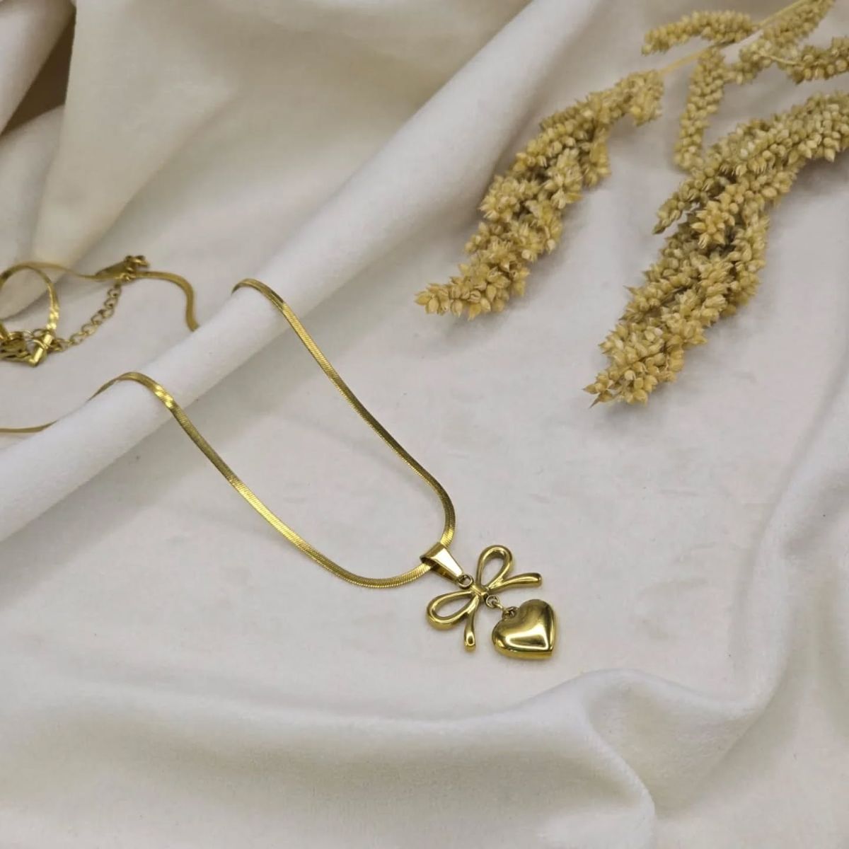 Bow-Heart Linked Necklace for Women With Earrings | Anti-Tarnish Waterproof Jewelry | Birthday, Anniversary & Wedding Gift for Wife, Mother, Sister